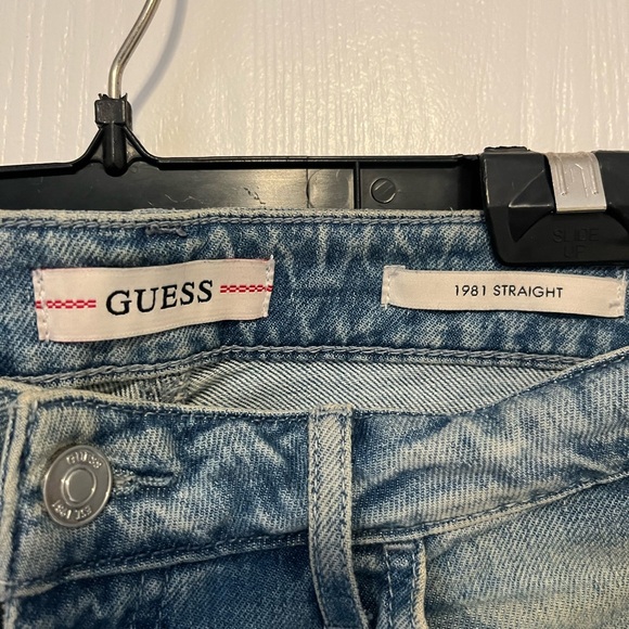 EUC | Guess | 1981 Straight | Light Blue Cropped Jeans - Picture 2 of 10